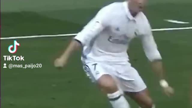Ronaldo cool skill