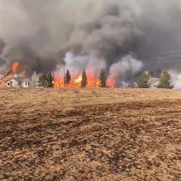 Colorado - State of Emergency: people are evacuating because of the wildfires
