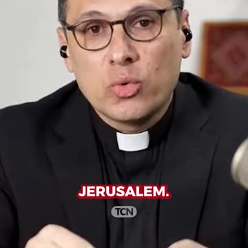 How does the government of Israel treat Christians?