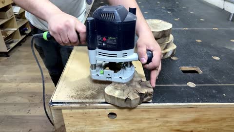 WOODWORKING Making a cutting board.