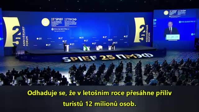 Projev Vladimíra Putina na ekonomickém fóru v Petrohradu