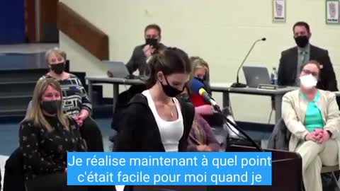 En 2 minutes, une très jeune femme détruit par le brio de son sarcasme