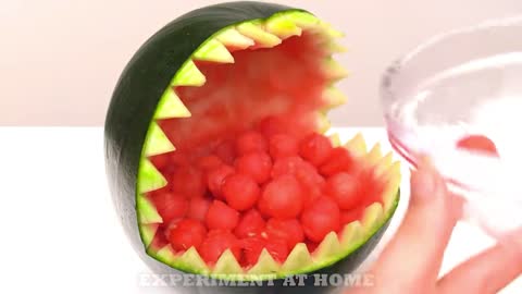 10 Amazing Watermelon Life Hacks! !