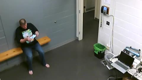 1700HQOB02208ALiveScanRoom_2021-01-06_19h00min03s950ms.mp4