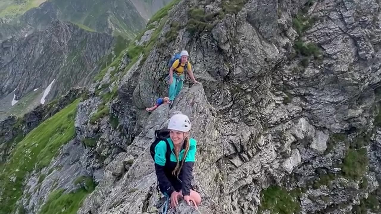 Piatra Craiului Mountains in Romania with a super view