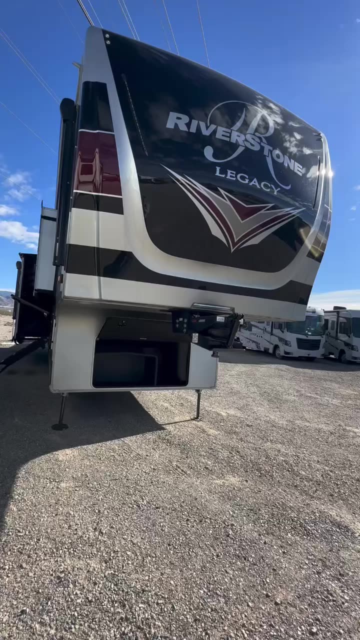 2024 Riverstone Luxury 5th wheel