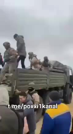 המפגינים בקזחסטן משתלטים על הצבא