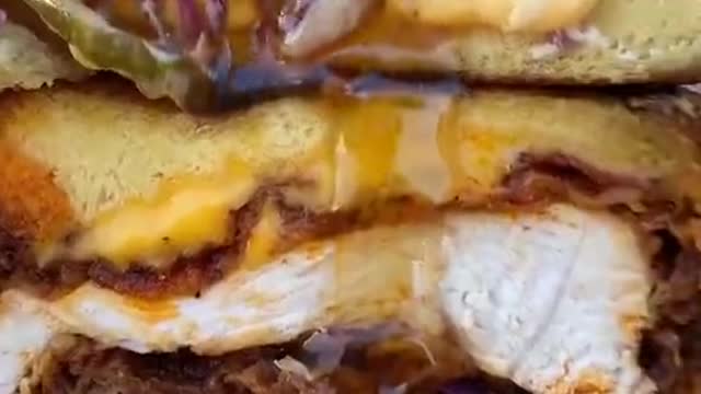 Hot chicken grilled cheese