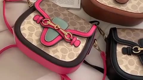 Retro women's handbag