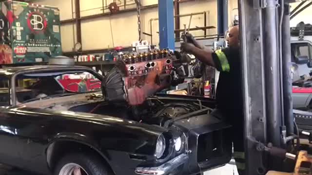 Removing the sbc out of the camaro