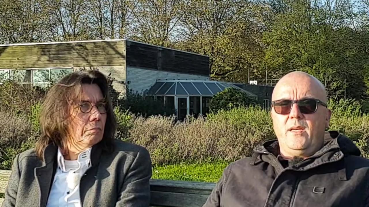 #288.1 - Einde Zwembad Zuid - JACK&JOZEF - PodcastGemist.nl