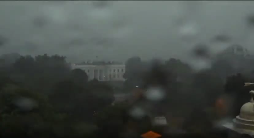 Video of Lightning Strike Near White House