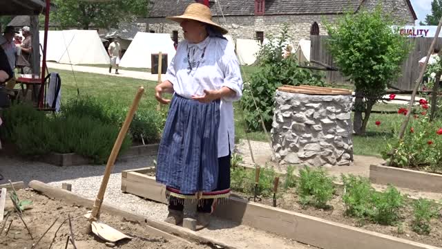 FORT DE CHARTRES HISTORIC GARDEN