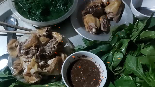 family dinner gia đình ăn tối