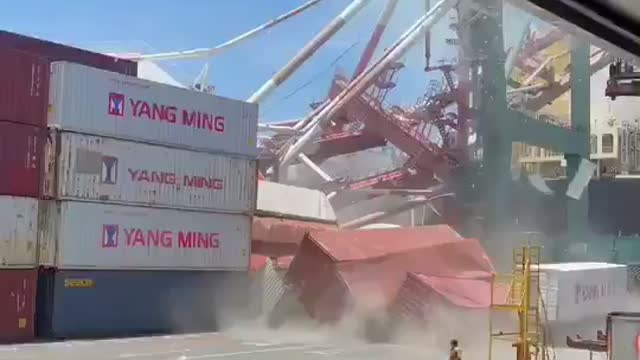 Someone's Amazon package gonna be late