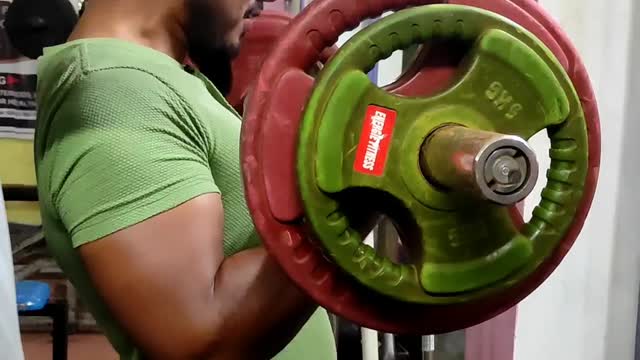 Gym boys viral video bicep