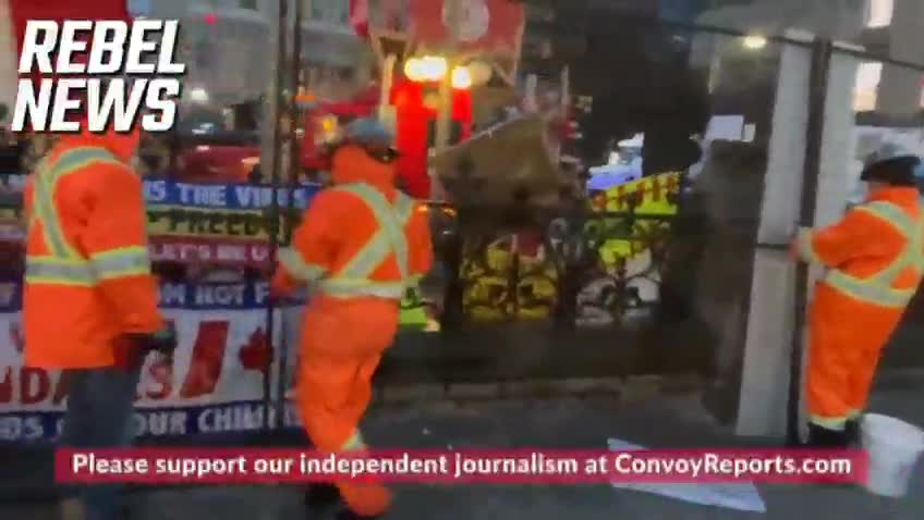 BREAKING IN OTTAWA — Construction workers are building a fence