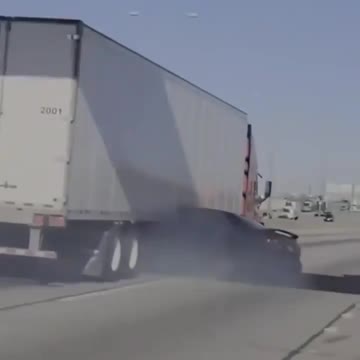 someone stop that truck