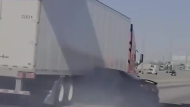 someone stop that truck
