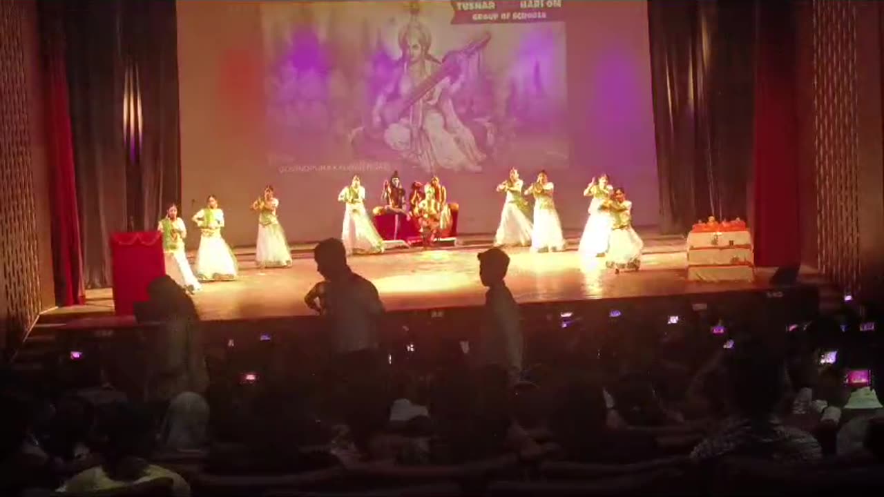 Best dance of girls