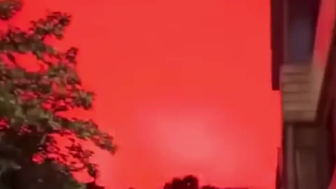 CÉU DA CHINA FICA VERMELHO