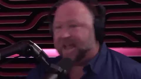 Alex Jones threatens to rape Joe Rogan