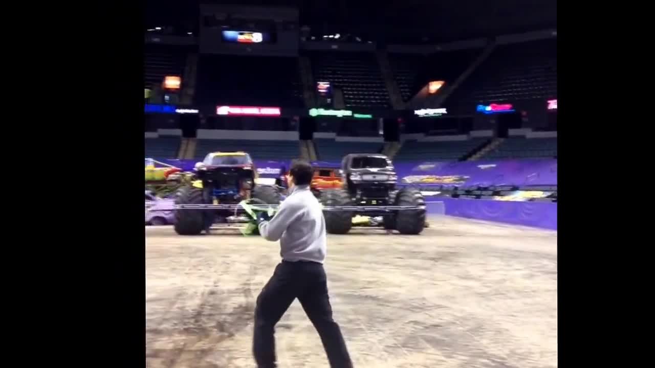 Monster Jam 4 Digger Discs