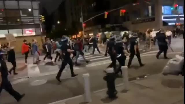 BLM & Antifa Riots 2020 - 2020-06-03-01-59-14-NYC.mp4