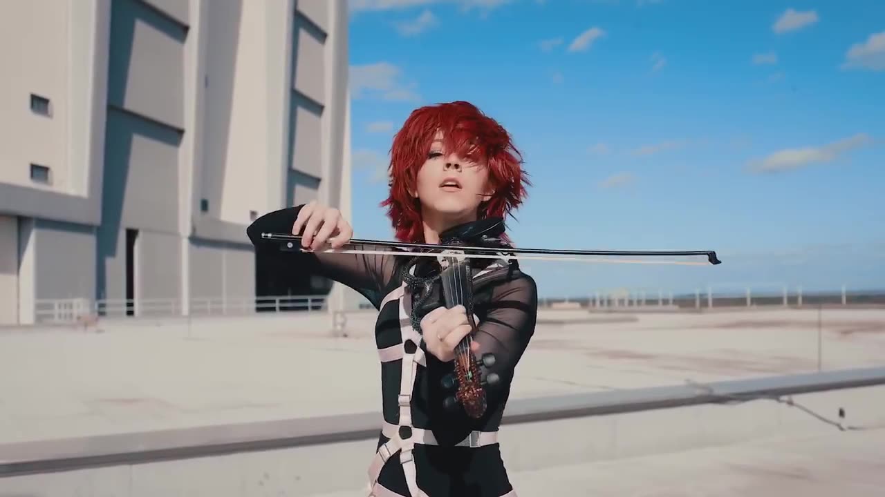 Lindsey Stirling Performs Artemis at NASA’s Kennedy Space Center