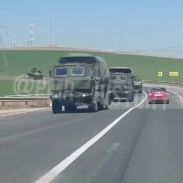 Ukraine War - Romania transfers military equipment to the border