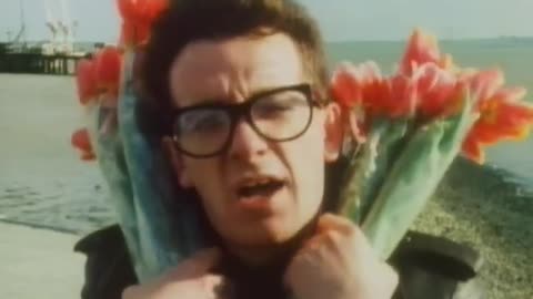 Elvis Costello & The Attractions - New Amsterdam