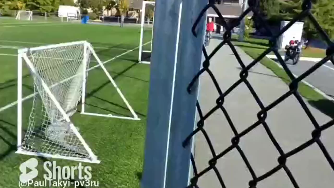 Gangstalking me in a parking lot Tsawwassen BC 🇨🇦 oct 11 23.