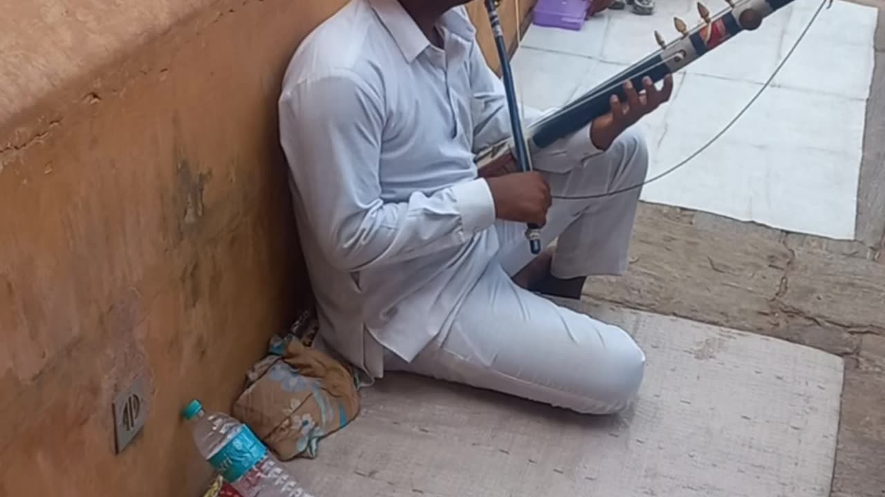 Rajsthani music.Amber fort Jaipur !
