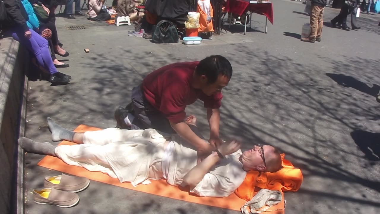 Luodong Massages White Buddhist Man