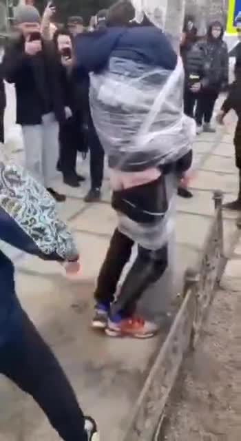 ukraine humiliating russians Kiev