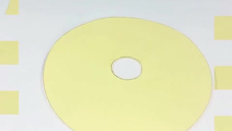 Make Yellow Round Pieces Of Paper