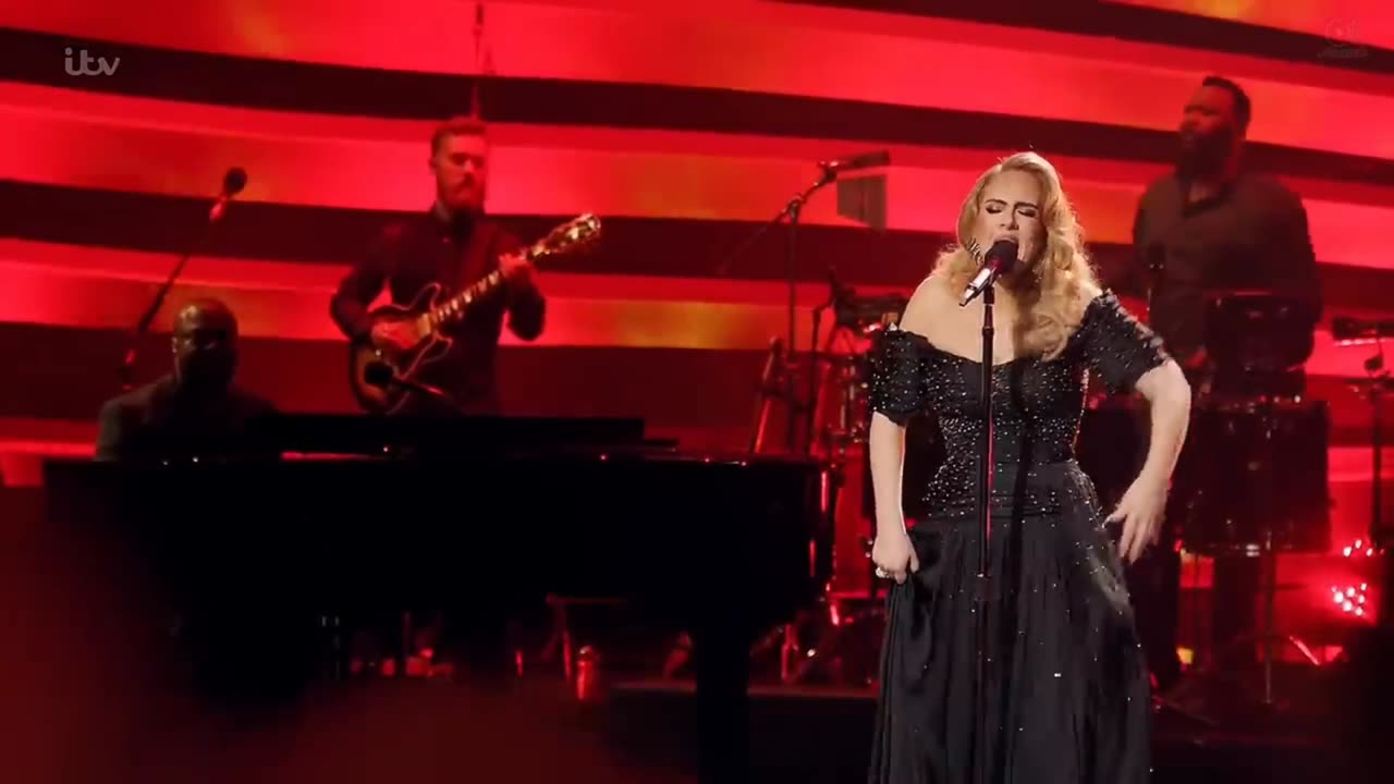 Adele - Set Fire To The Rain (An Audience With Adele)