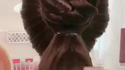 Easy hairstyle bun