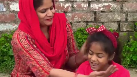 Maa, apna baccho ko kbhi dukhi nhi dek sakti😂😂