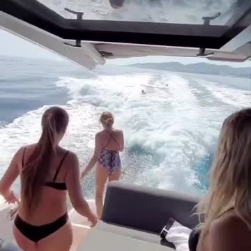 #shotoniphone meme 😲 THE ADRENALINE OF THE OCEAN 😲 #shorts