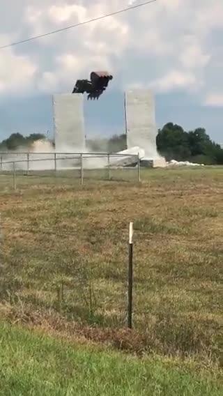 Abbattute Guidestone in Georgia