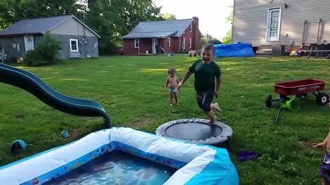 DWS - Moment Babies Fail With Water