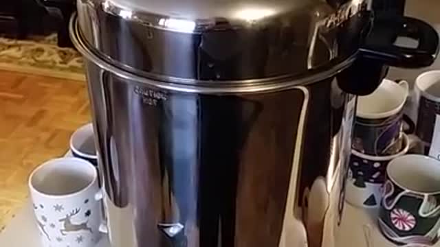 Coffee percolator sounds like women's tennis match [OC]