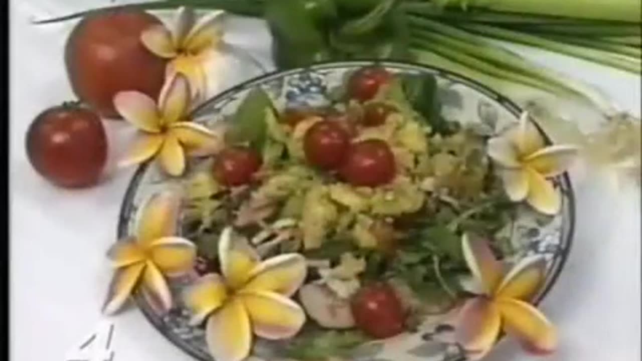 Patricia Bragg's Healthy Salad