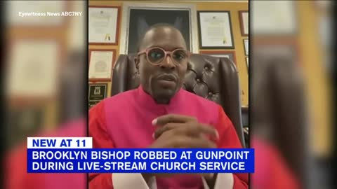 The bishop is robbed of jewelry worth 1 million dollars in the middle of the religious service