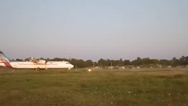 Air landing, For the first time in my life I saw a plane from so close