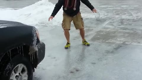 English Guy Not Prepared for Canadian Winter