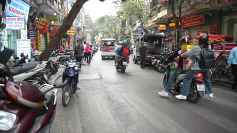 Hanoi Dec. 9 and 10, 2024! Went to Vincom Center Metropolis mall. Evening time in the Old Quarter.