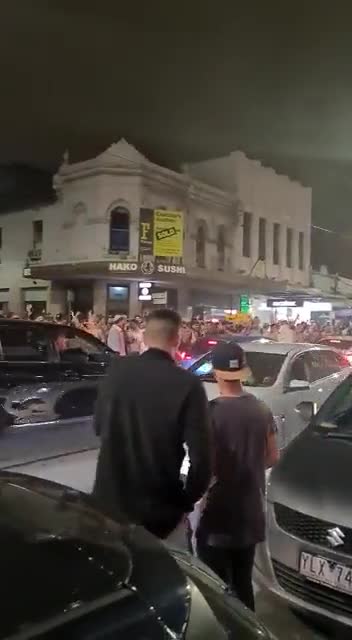 Australia Melbourne lockdown ends…” celebrating new freedoms “ 22/10/2021