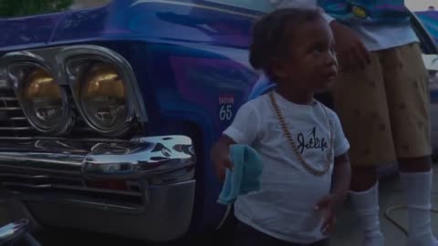 Curren$y & Harry Fraud - Gold & Chrome (VIDEO)